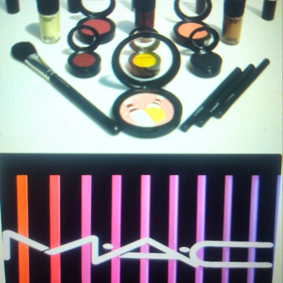 MAC 👄Cosmetics EYE/Lip Liner Pencil~  Fuschia-Pink 💕Col MO5 - Picture 7 of 8